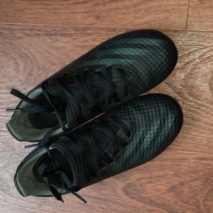 Adidas soccer cleats boys